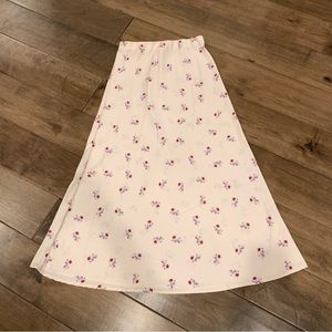Cotton On Long Floral Maxi Skirt - elastic waist - size XS women’s